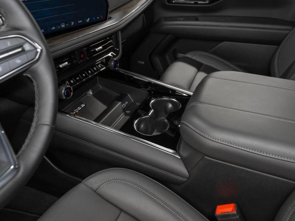 Chevrolet Tahoe V Рестайлинг с пробегом 2025 года, цена 13 400 000 рублей, 3291 км, внедорожник, Автокод Объявления