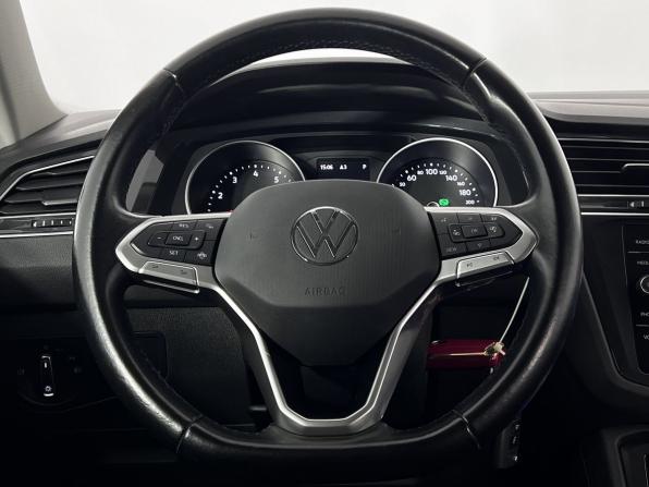 Volkswagen Tiguan II Рестайлинг с пробегом 2021 года, цена 2 350 000 рублей, 109999 км, внедорожник, Автокод Объявления