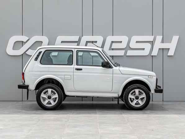 Lada (ВАЗ) Niva Legend с пробегом 2024 года, цена 1 049 000 рублей, 2245 км, внедорожник, Автокод Объявления