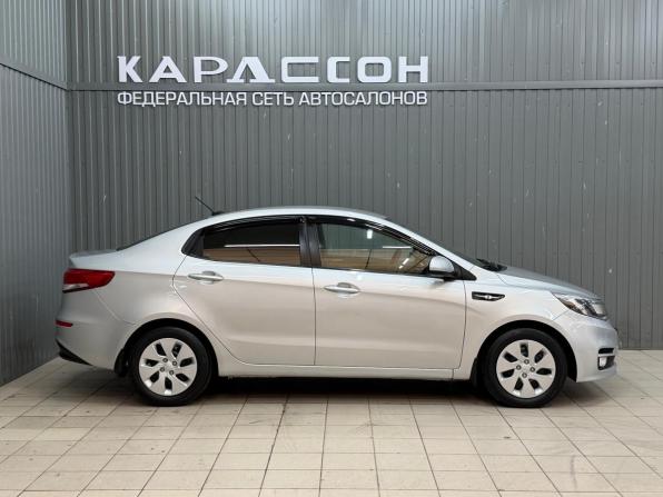 Kia Rio III Рестайлинг с пробегом 2017 года, цена 998 000 рублей, 193469 км, седан, Автокод Объявления