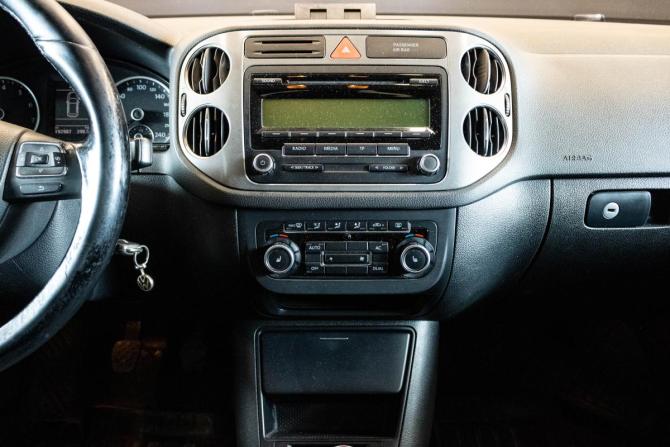 Volkswagen Tiguan I с пробегом 2010 года, цена 999 000 рублей, 192987 км, внедорожник, Автокод Объявления
