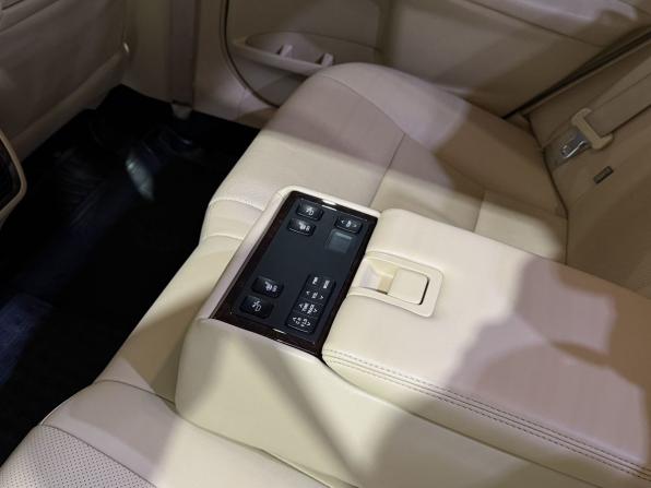 Toyota Camry VII (XV50) Рестайлинг 2 с пробегом 2017 года, цена 1 959 000 рублей, 201560 км, седан, Автокод Объявления