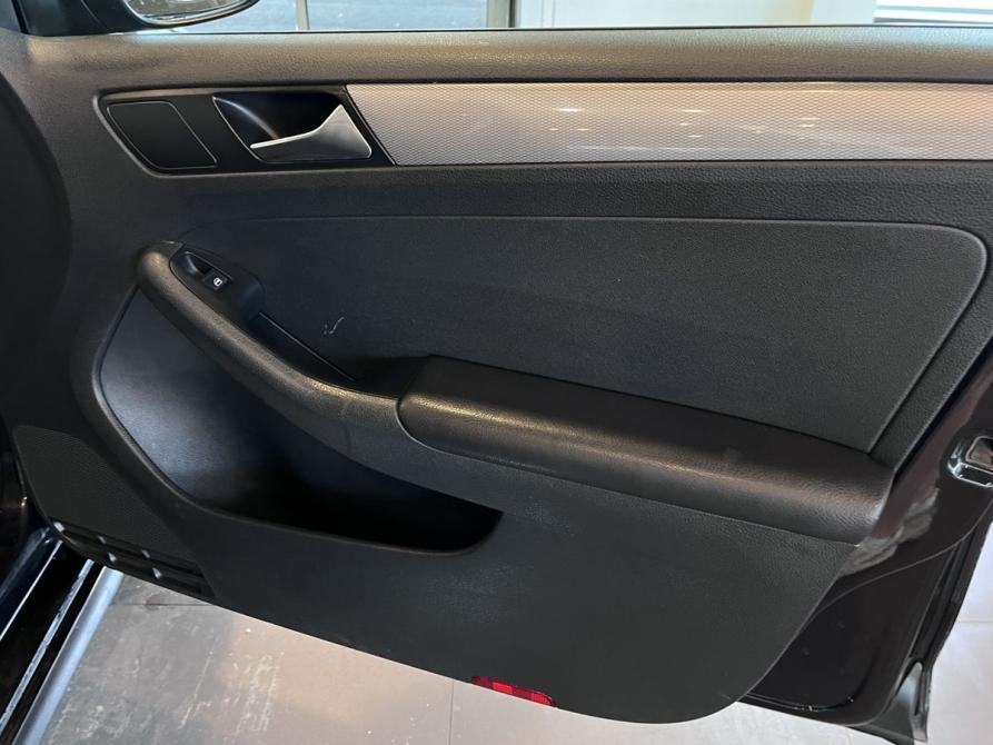 Volkswagen Jetta VI Рестайлинг Чебоксары  - изображение 26