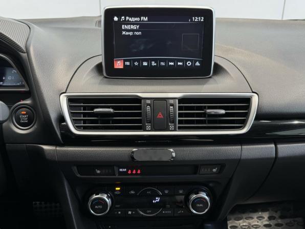 Mazda 3 III (BM) с пробегом 2014 года, цена 1 499 000 рублей, 135751 км, седан, Автокод Объявления