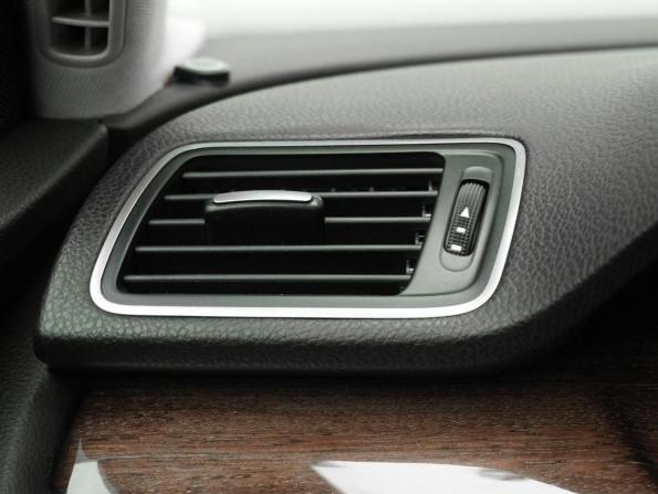 Volkswagen Passat B7 с пробегом 2012 года, цена 1 269 000 рублей, 157843 км, седан, Автокод Объявления