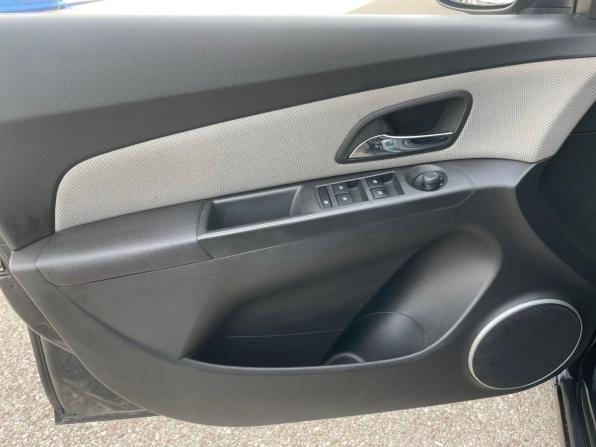 Chevrolet Cruze I Рестайлинг с пробегом 2012 года, цена 696 000 рублей, 195061 км, хэтчбек, Автокод Объявления