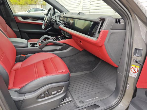 Porsche Cayenne III Рестайлинг с пробегом 2023 года, цена 13 499 000 рублей, 44080 км, внедорожник, Автокод Объявления