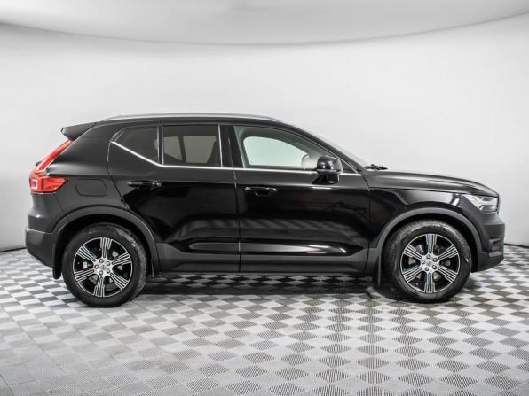 Volvo XC40 I с пробегом 2021 года, цена 3 237 000 рублей, 53469 км, внедорожник, Автокод Объявления