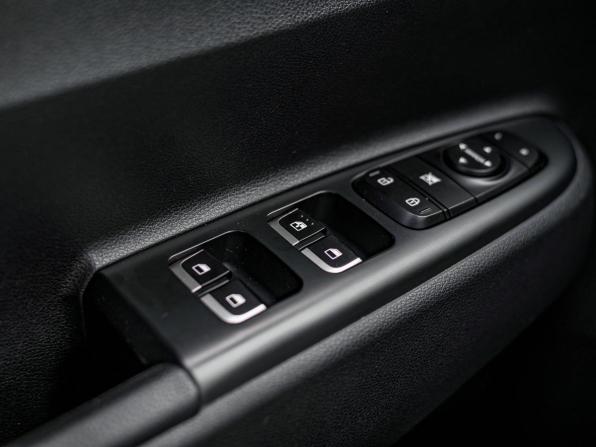 Kia Rio IV с пробегом 2018 года, цена 1 277 000 рублей, 85783 км, седан, Автокод Объявления