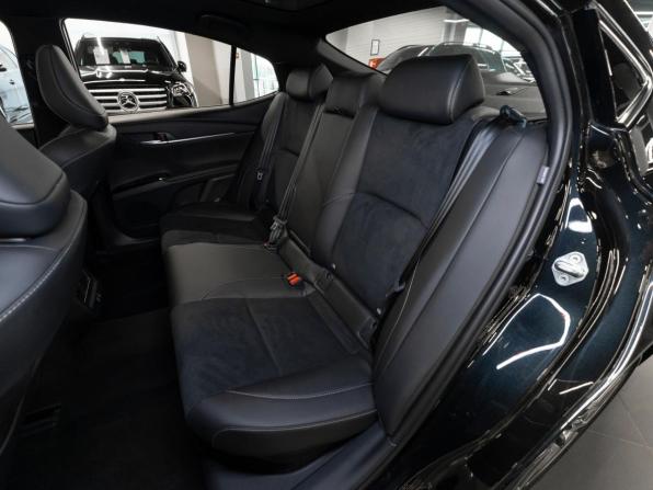 Toyota Camry IX (XV80) China Market с пробегом 2026 года, цена 4 250 000 рублей, 50 км, седан, Автокод Объявления
