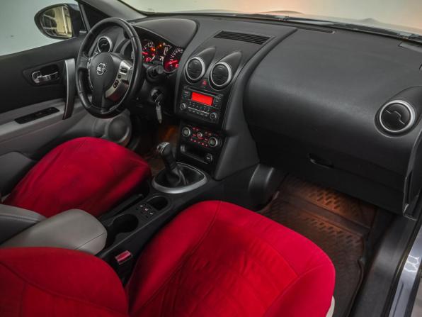 Nissan Qashqai I Рестайлинг с пробегом 2011 года, цена 999 000 рублей, 204997 км, внедорожник, Автокод Объявления