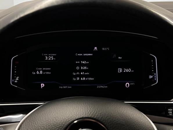Volkswagen Tiguan II с пробегом 2019 года, цена 2 275 000 рублей, 232962 км, внедорожник, Автокод Объявления