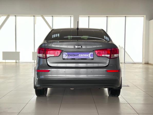 Kia Rio III Рестайлинг с пробегом 2015 года, цена 900 000 рублей, 249217 км, седан, Автокод Объявления