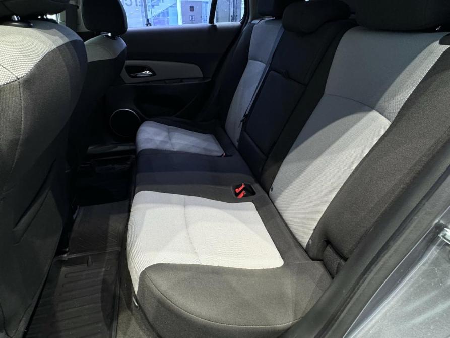Chevrolet Cruze I Рестайлинг Волжский  - изображение 18