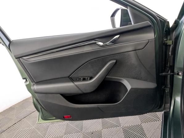 Skoda Octavia IV (A8) с пробегом 2020 года, цена 2 290 000 рублей, 96555 км, лифтбек, Автокод Объявления
