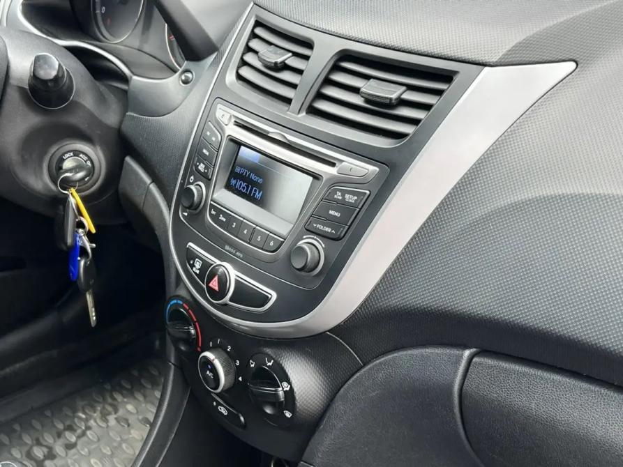 Hyundai Solaris I Волгоград  - изображение 11