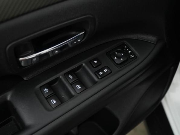 Mitsubishi Outlander III Рестайлинг 3 с пробегом 2018 года, цена 2 035 055 рублей, 99579 км, внедорожник, Автокод Объявления