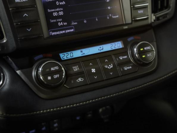 Toyota RAV4 IV (XA40) с пробегом 2013 года, цена 1 799 000 рублей, 240747 км, внедорожник, Автокод Объявления
