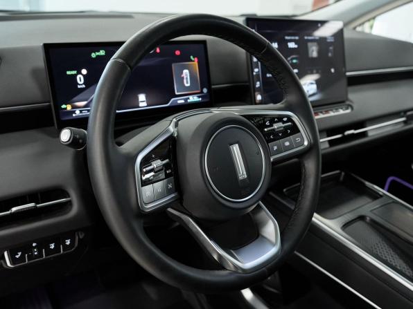 Wey 80 с пробегом 2024 года, цена 7 090 000 рублей, 7224 км, минивэн, Автокод Объявления