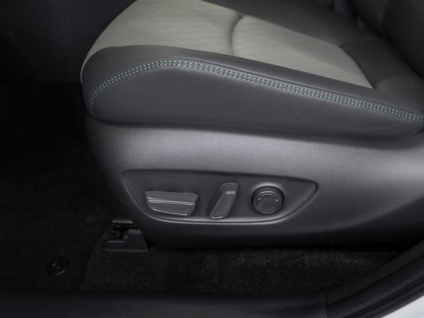 Toyota RAV4 V (XA50) с пробегом 2025 года, цена 4 200 000 рублей, 50 км, внедорожник, Автокод Объявления