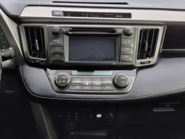 Toyota RAV4 IV (XA40) с пробегом 2013 года, цена 1 699 000 рублей, 208430 км, внедорожник, Автокод Объявления
