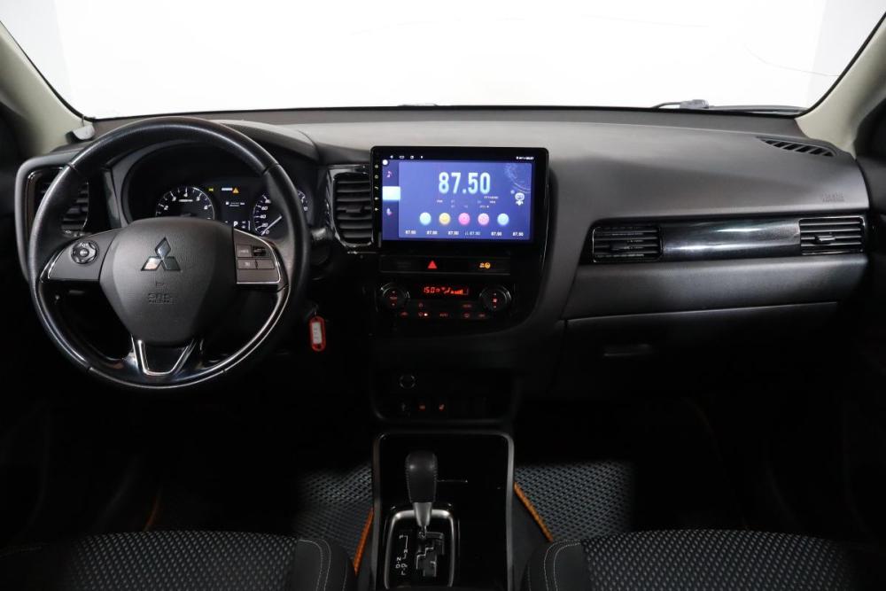Mitsubishi Outlander III Рестайлинг 3 Санкт-Петербург  - изображение 7