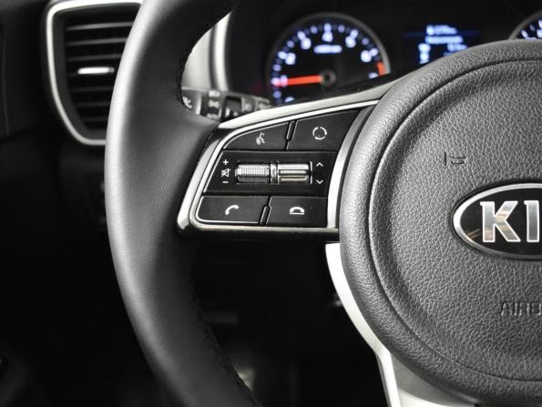 Kia Sportage IV Рестайлинг с пробегом 2020 года, цена 2 339 900 рублей, 99502 км, внедорожник, Автокод Объявления