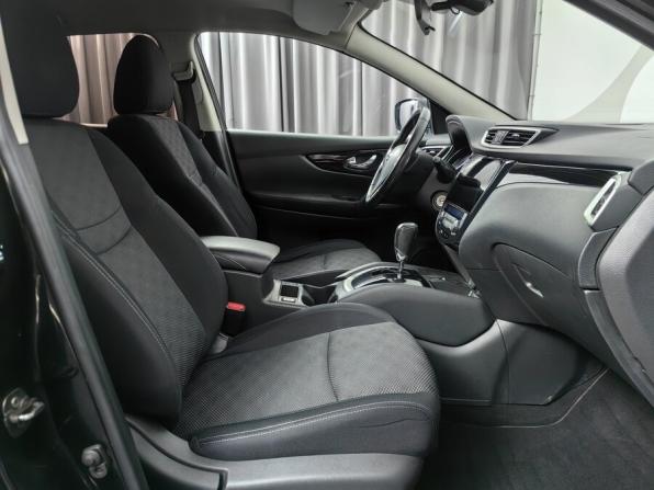 Nissan Qashqai II с пробегом 2018 года, цена 1 655 000 рублей, 122619 км, внедорожник, Автокод Объявления
