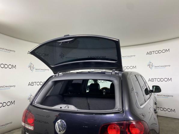 Volkswagen Touareg I Рестайлинг с пробегом 2008 года, цена 897 000 рублей, 224276 км, внедорожник, Автокод Объявления