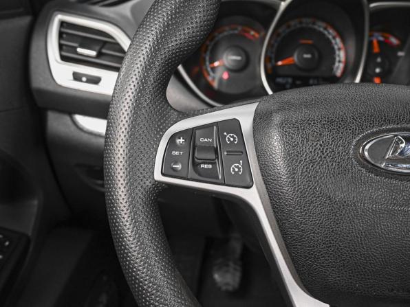 Lada (ВАЗ) Vesta I с пробегом 2018 года, цена 1 078 000 рублей, 145379 км, универсал, Автокод Объявления
