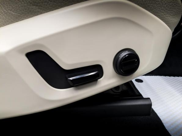 Volvo XC60 II с пробегом 2020 года, цена 3 955 000 рублей, 74072 км, внедорожник, Автокод Объявления