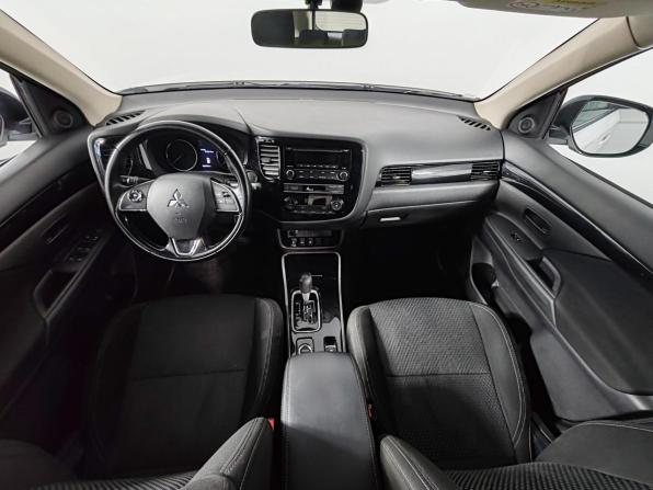 Mitsubishi Outlander III Рестайлинг 3 с пробегом 2019 года, цена 1 999 000 рублей, 135978 км, внедорожник, Автокод Объявления