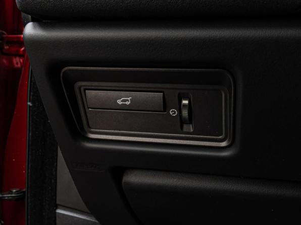 Land Rover Range Rover Evoque I с пробегом 2014 года, цена 1 940 000 рублей, 124067 км, внедорожник, Автокод Объявления