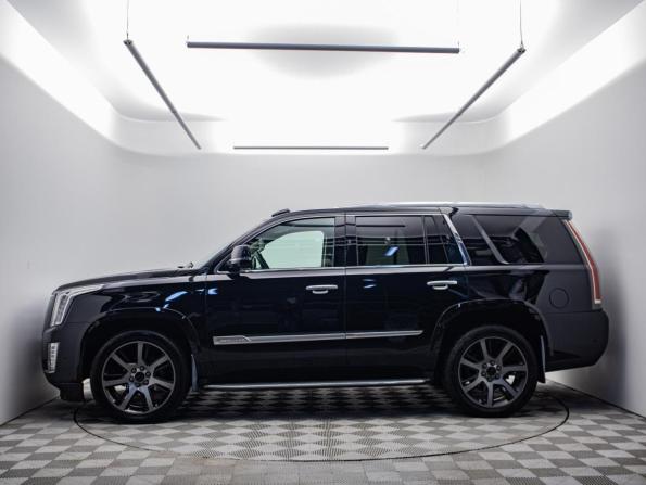 Cadillac Escalade IV с пробегом 2018 года, цена 4 790 000 рублей, 161610 км, внедорожник, Автокод Объявления