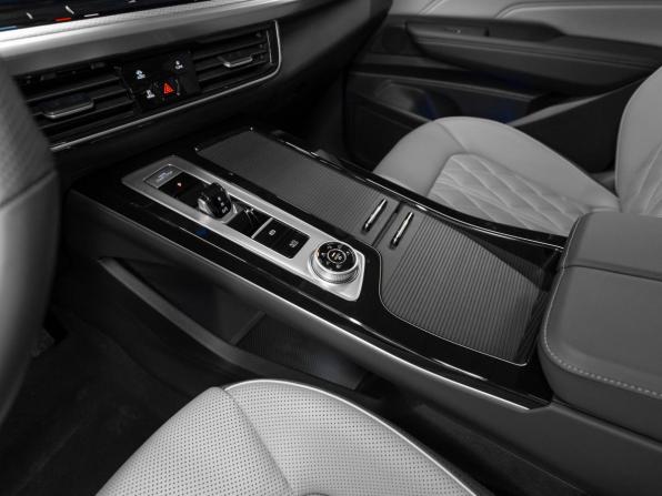 Volkswagen Tavendor I с пробегом 2026 года, цена 5 900 000 рублей, 50 км, внедорожник, Автокод Объявления