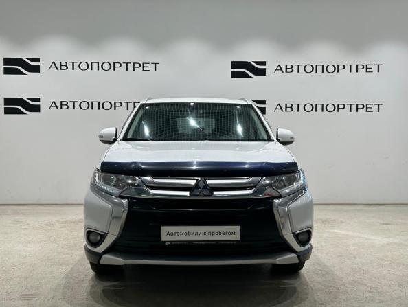 Mitsubishi Outlander III Рестайлинг 3 с пробегом 2018 года, цена 1 399 000 рублей, 218369 км, внедорожник, Автокод Объявления