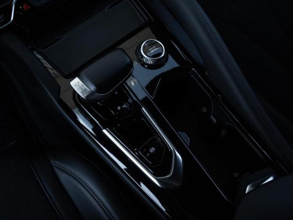 Geely Monjaro I с пробегом 2024 года, цена 3 780 000 рублей, 54977 км, внедорожник, Автокод Объявления