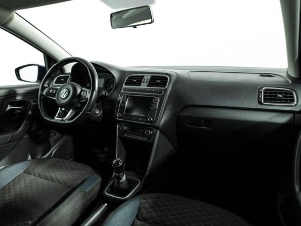 Volkswagen Polo V Рестайлинг с пробегом 2019 года, цена 1 290 000 рублей, 152791 км, седан, Автокод Объявления