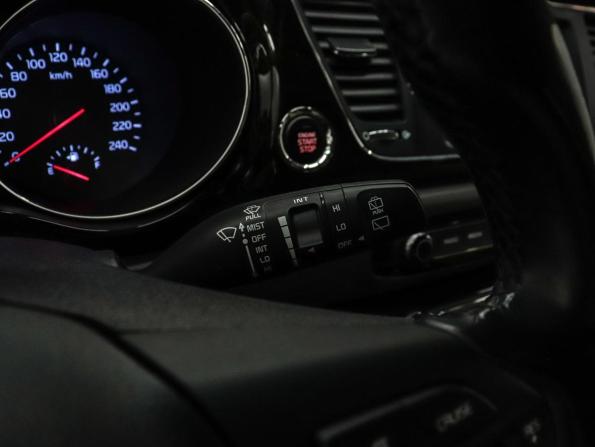 Kia Carnival III с пробегом 2019 года, цена 2 840 000 рублей, 96590 км, минивэн, Автокод Объявления