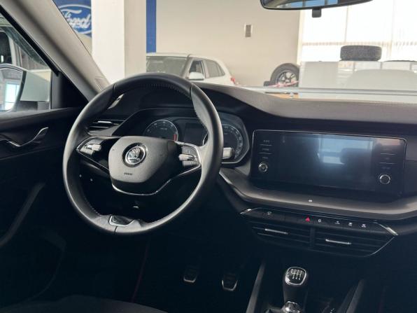 Skoda Octavia IV (A8) с пробегом 2020 года, цена 1 825 000 рублей, 105770 км, лифтбек, Автокод Объявления