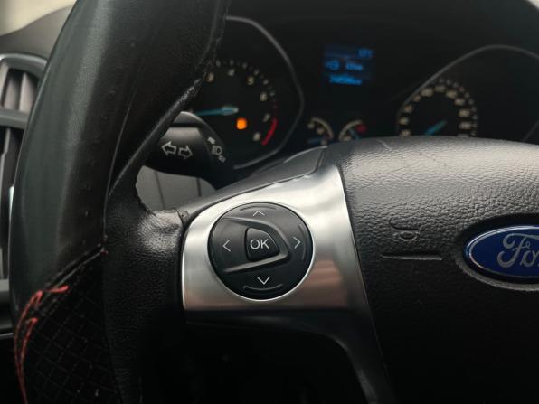 Ford Focus III с пробегом 2013 года, цена 725 000 рублей, 240000 км, седан, Автокод Объявления