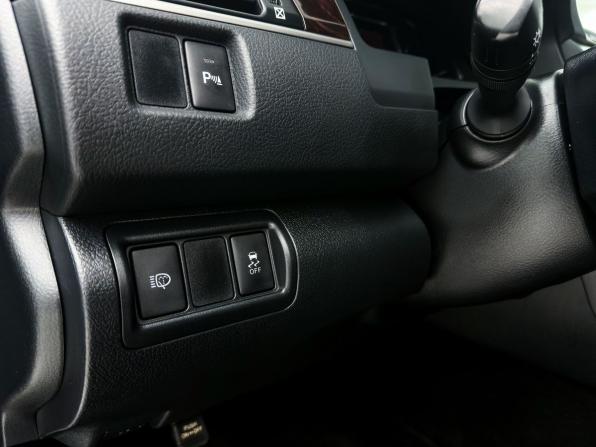 Toyota Camry VII (XV50) Рестайлинг с пробегом 2015 года, цена 2 199 000 рублей, 142700 км, седан, Автокод Объявления
