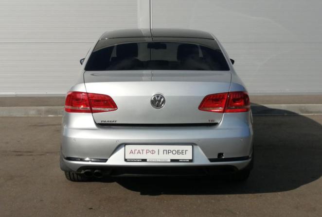 Volkswagen Passat B7 с пробегом 2011 года, цена 900 000 рублей, 268583 км, седан, Автокод Объявления