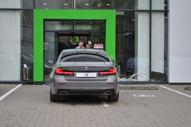 BMW 5 серии VII (G30/G31/G38) Рестайлинг с пробегом 2020 года, цена 4 199 000 рублей, 131358 км, седан, Автокод Объявления