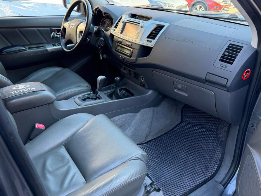 Toyota Hilux VII Рестайлинг Санкт-Петербург  - изображение 7