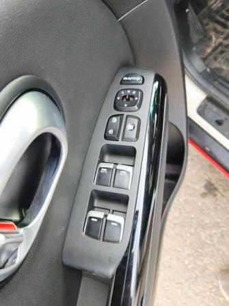 Kia Soul II Рестайлинг с пробегом 2016 года, цена 1 750 000 рублей, 73400 км, хэтчбек, Автокод Объявления