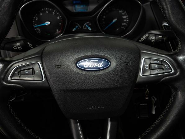 Ford Focus III Рестайлинг с пробегом 2016 года, цена 1 210 000 рублей, 122500 км, хэтчбек, Автокод Объявления