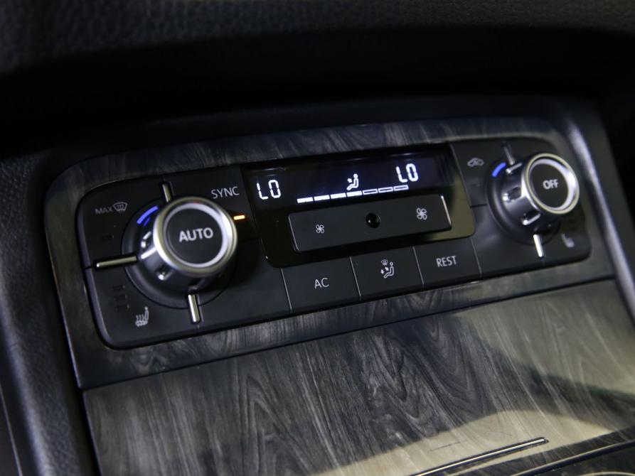 Volkswagen Touareg II Санкт-Петербург  - изображение 19