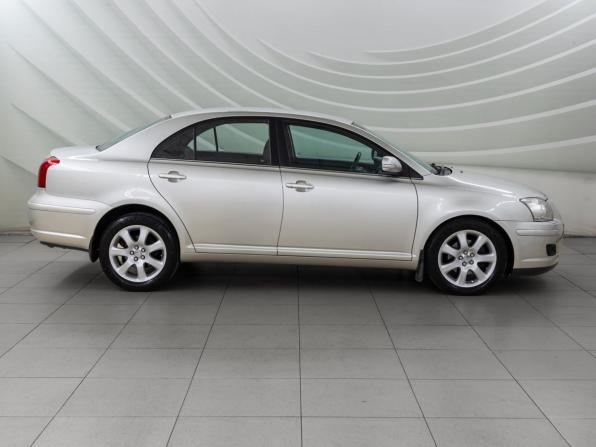 Toyota Avensis II Рестайлинг с пробегом 2006 года, цена 1 038 000 рублей, 196784 км, седан, Автокод Объявления