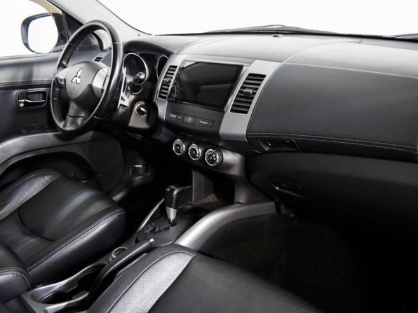 Mitsubishi Outlander II Рестайлинг с пробегом 2012 года, цена 980 000 рублей, 211154 км, внедорожник, Автокод Объявления